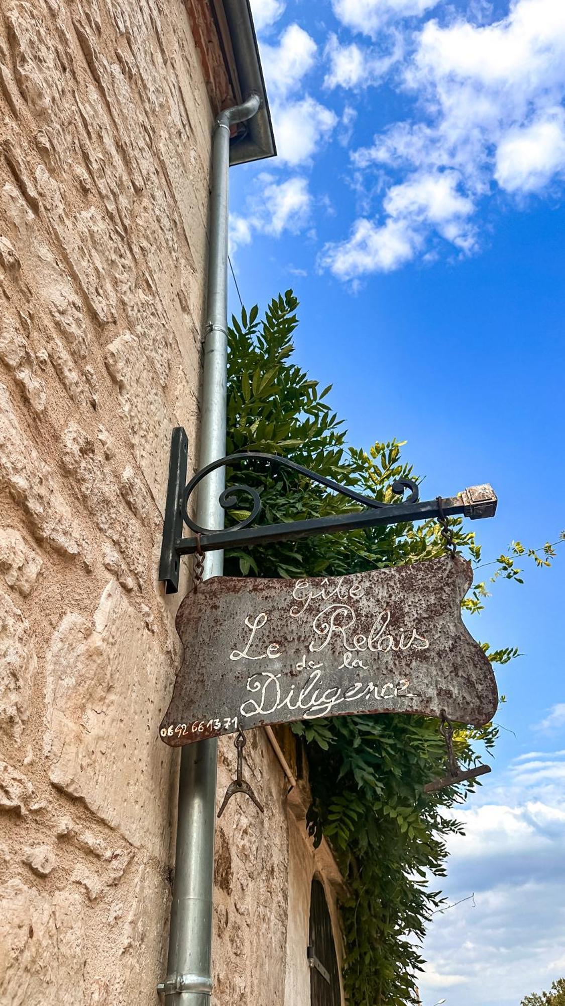 Gite Le Relais De La Diligence Saint-Lazare Exterior photo